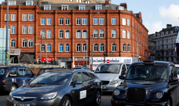 Inner city taxi rides across Edinburgh, private hire service